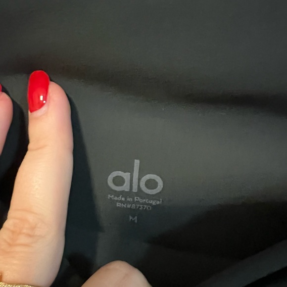 alo leggings - Picture 3 of 5